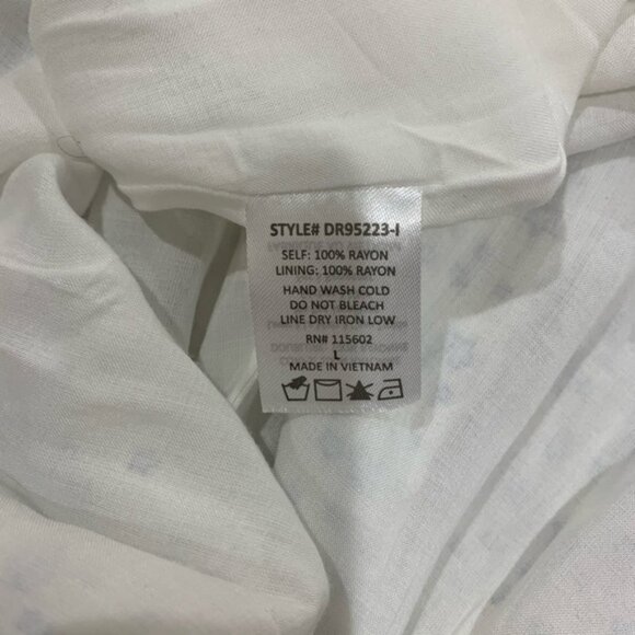 Lush Star Print Wrap Dress - Picture 7 of 7